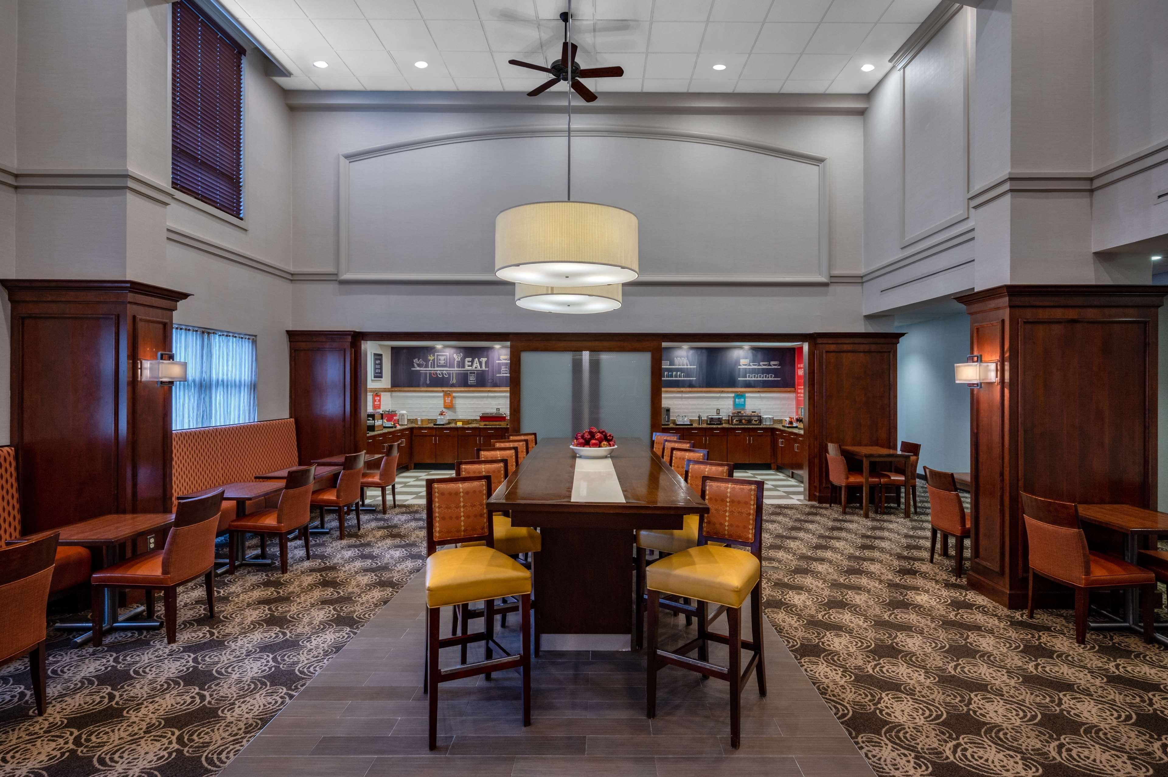 Hampton Inn Raynham-Taunton Exteriér fotografie